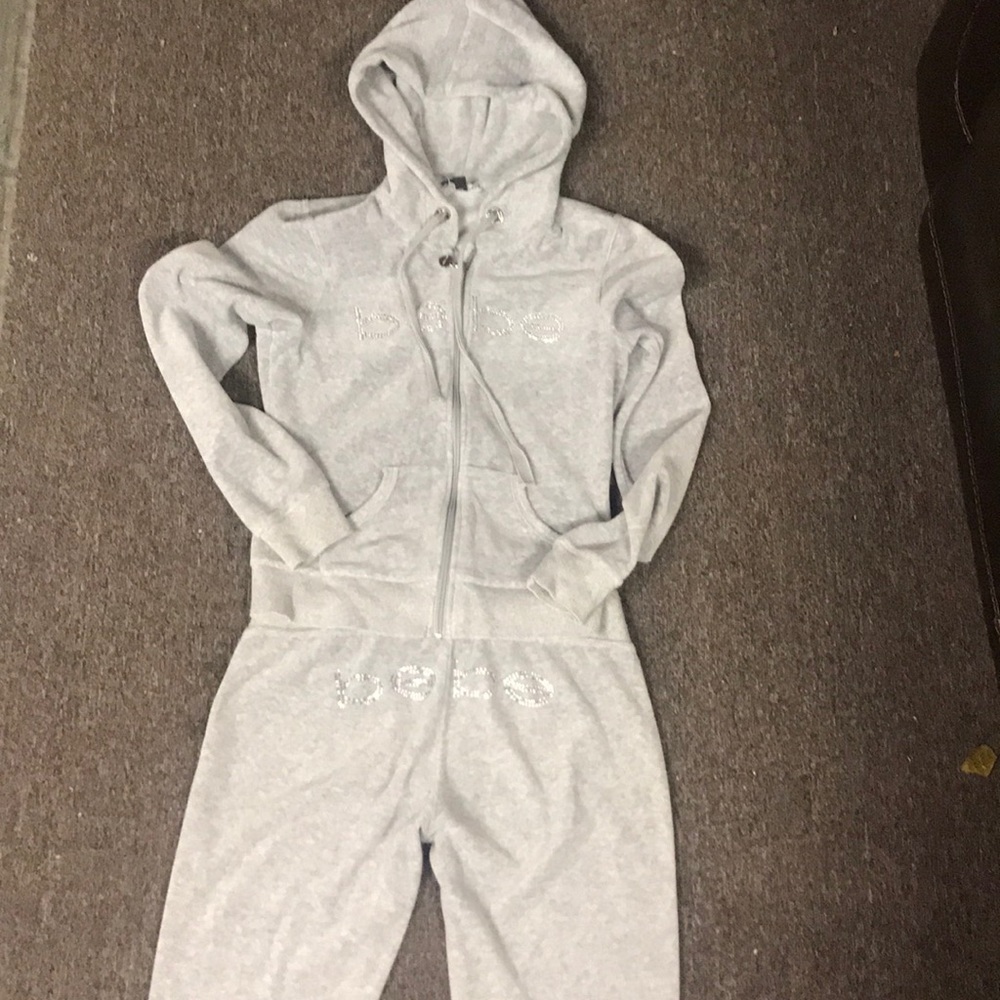 Bebe Velour suit size am